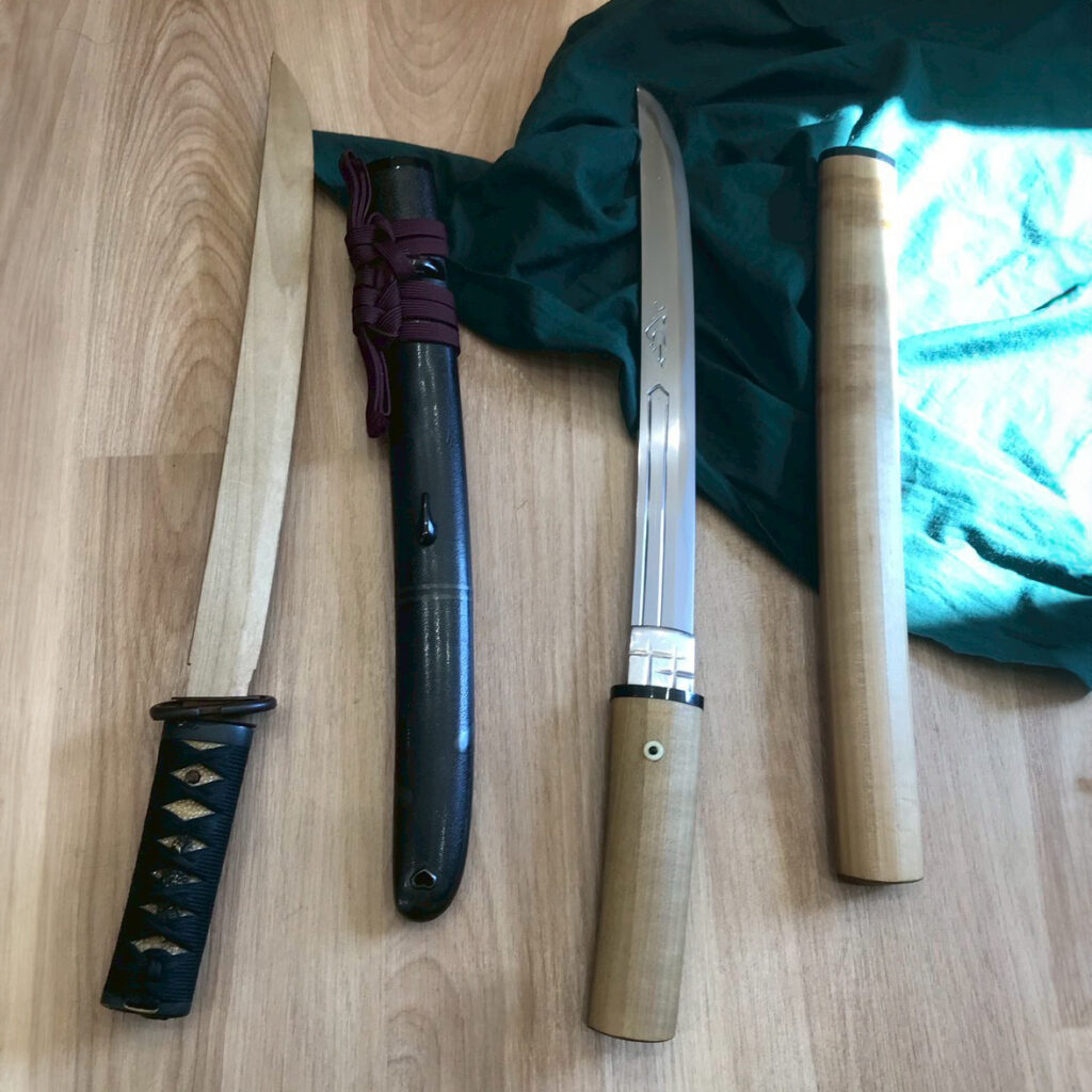 くらや南店骨董買取品４：刀